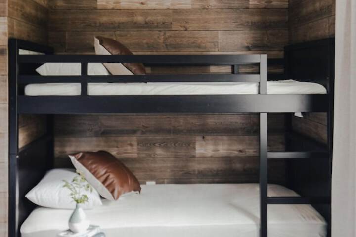 Rest - a Modern Motel