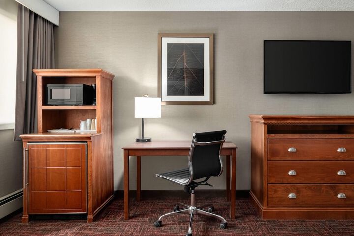 Ramada by Wyndham Grand Forks