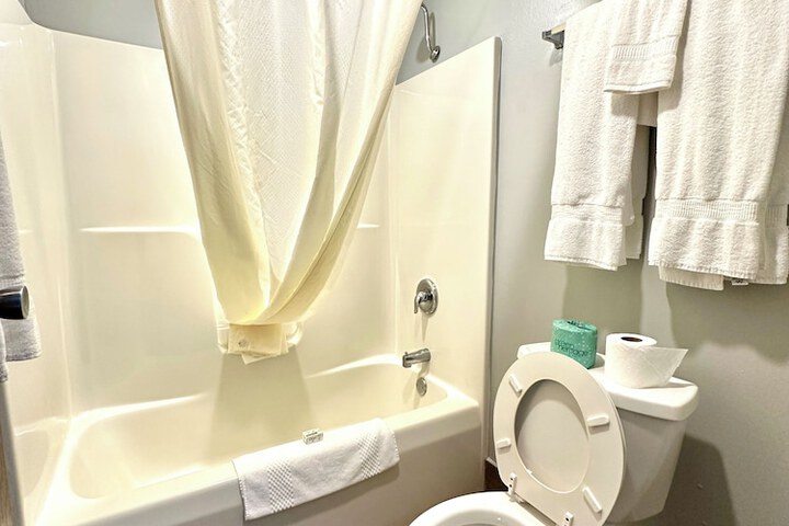 Room 20 of 24