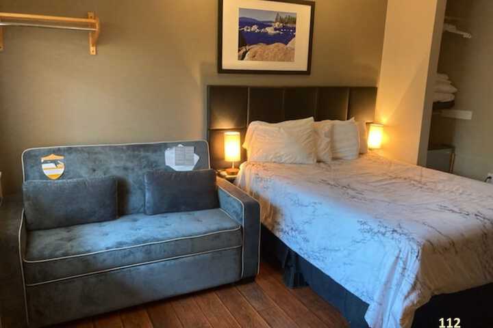 Room 168 of 245