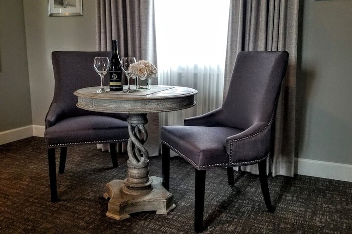 Room 51 of 115