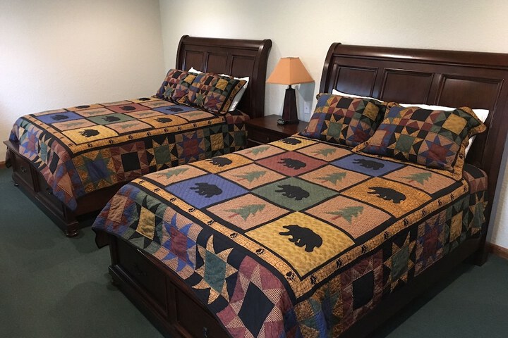 Room 26 of 47