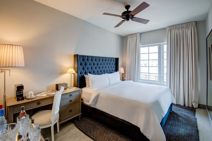 Room 50 of 104