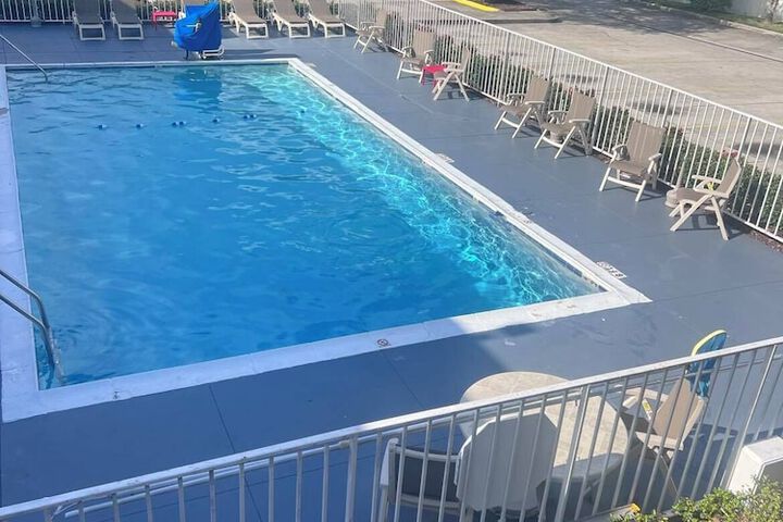 Pool 5 of 35