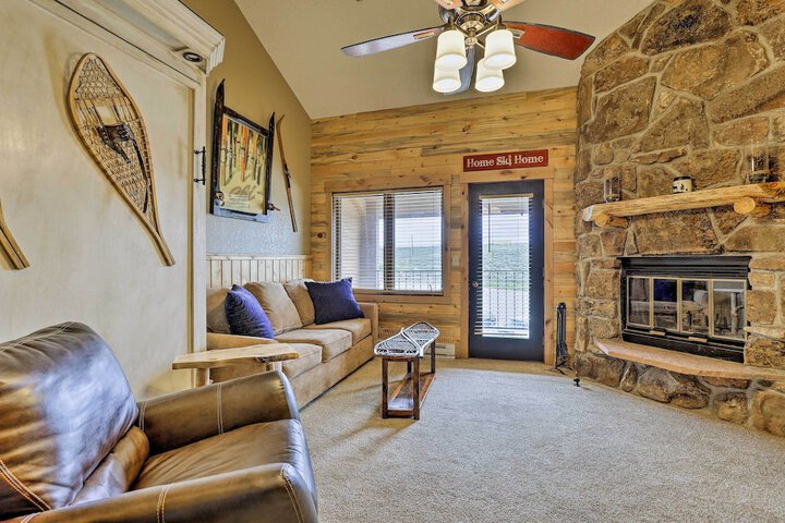 Granby Condo w / Pool Access Near Hiking & Skiing!