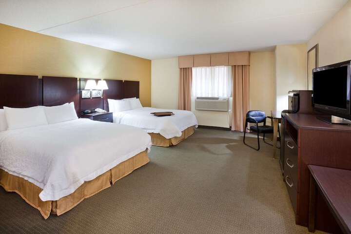 Hampton Inn & Suites Lino Lakes