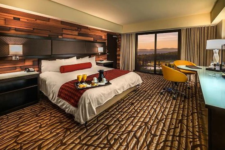 Room 20 of 39