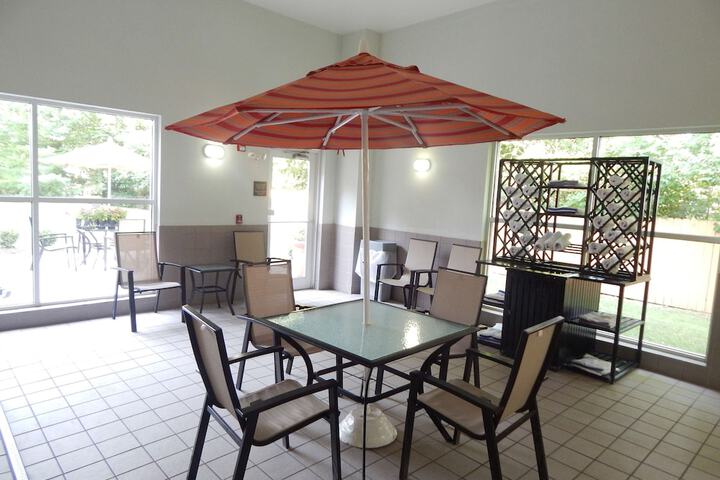 Hampton Inn Heath-Newark