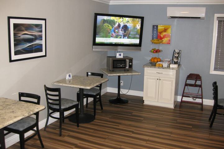 Best Western Orange Plaza