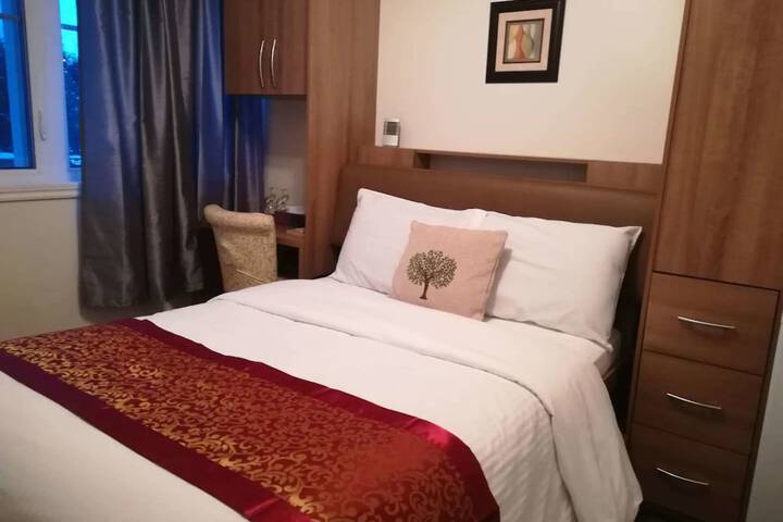 Room 18 of 40