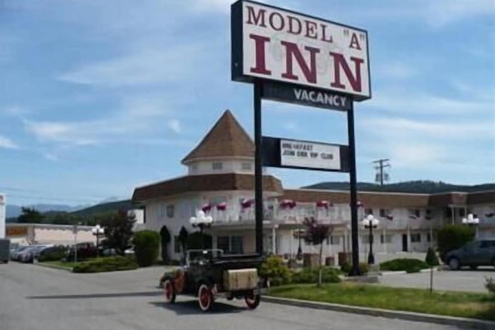 Model a Inn