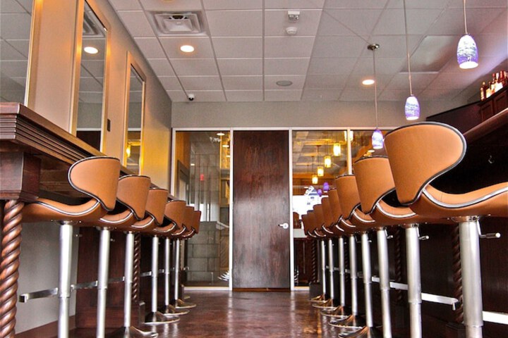 Lounge 62 of 70