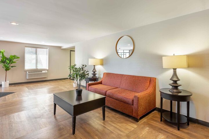 Extended Stay America Suites Cleveland Middleburg Heights