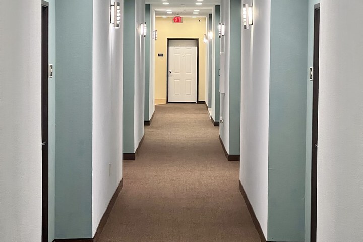 Ballroom/Hall 22 of 23
