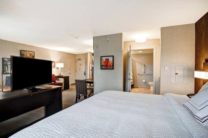 Room 19 of 26