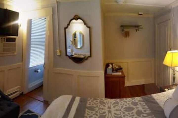 Hotel Interior 50 of 183