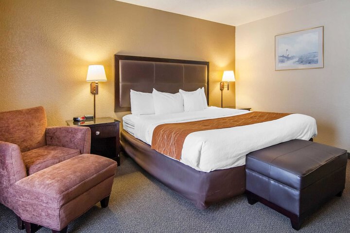 Comfort Inn & Suites Lincoln City