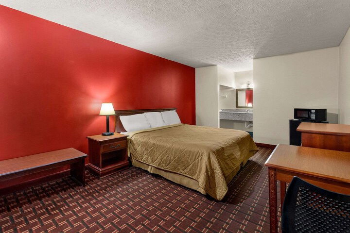 Room 28 of 31