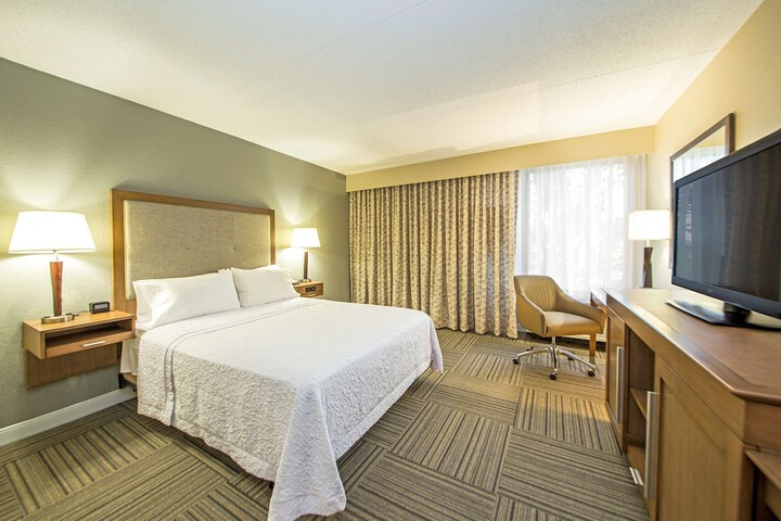 Room 15 of 42