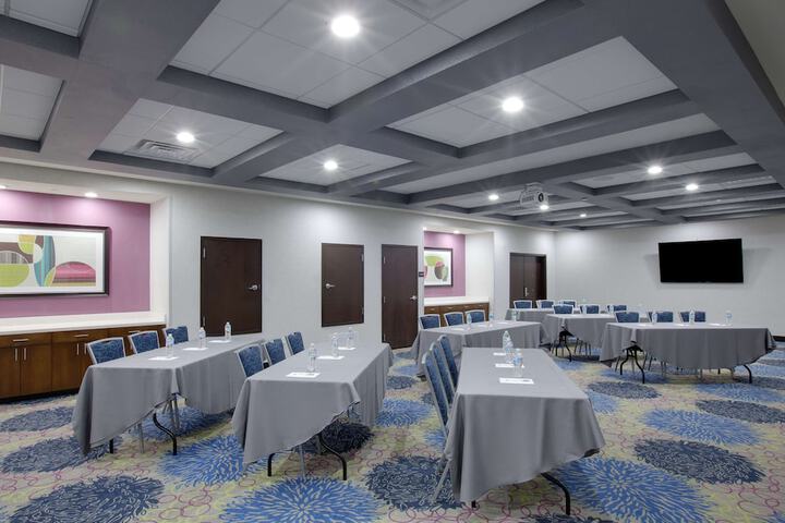 Hampton Inn & Suites Tyler-South