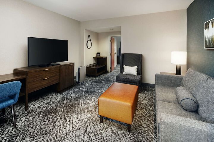 Room 16 of 65