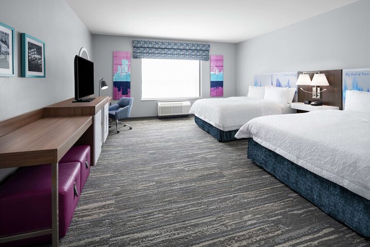 Room 12 of 52