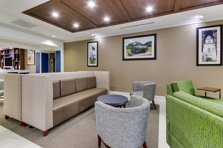 Hotel 4 of 25
