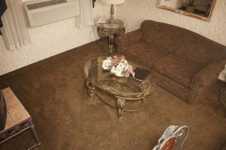 Room 20 of 69