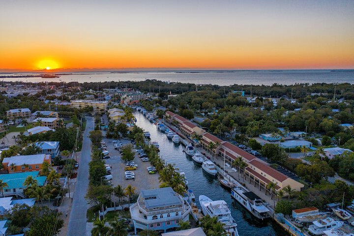 Waterside Suites & Marina