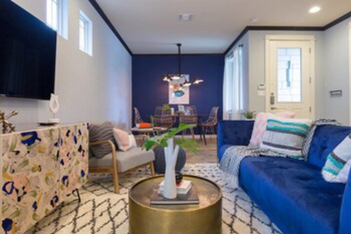 Spacious 3 BR Near Downtown by Domio