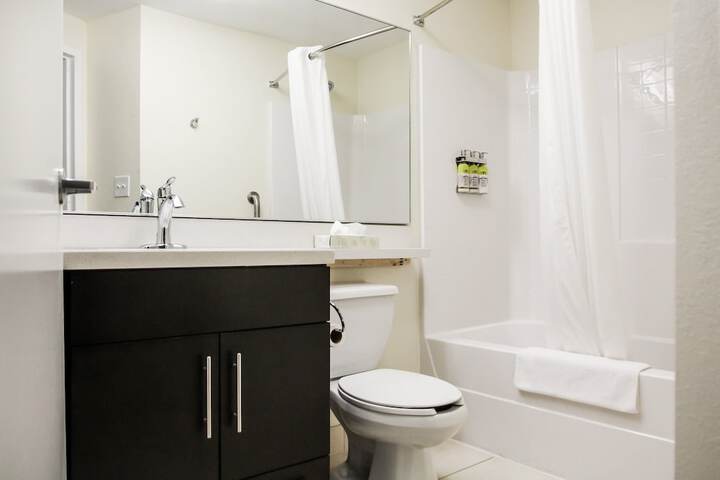 Room 20 of 32