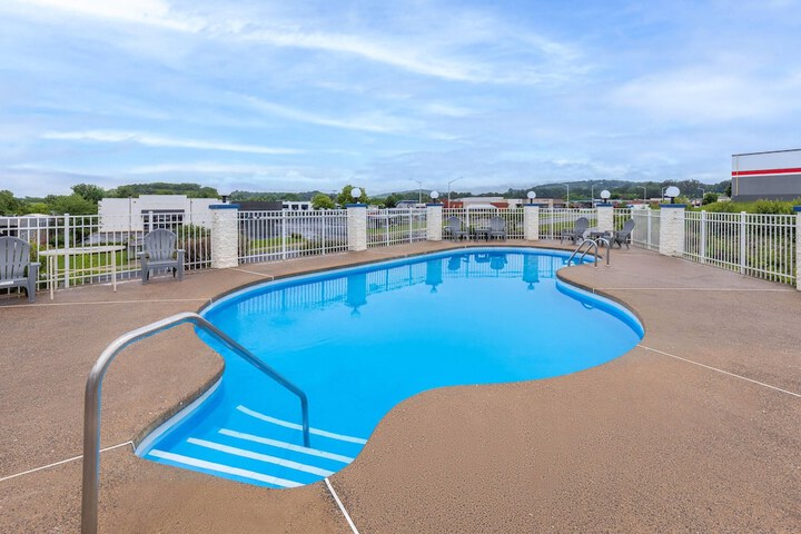 Days Inn by Wyndham Harrisonburg
