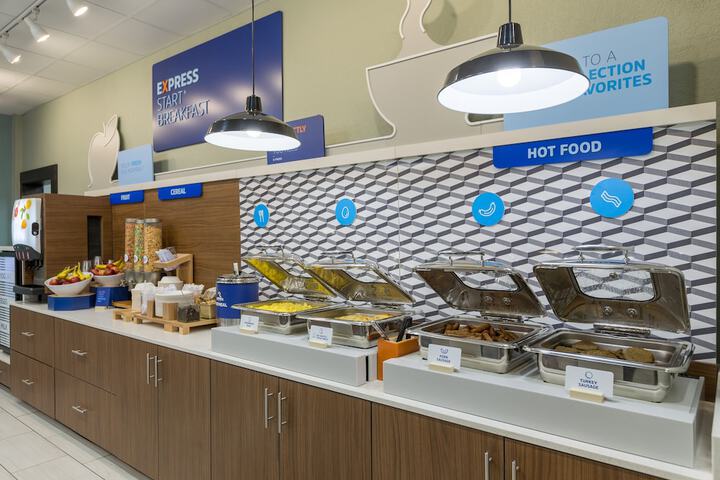 Holiday Inn Express and Suites San Marcos South by IHG