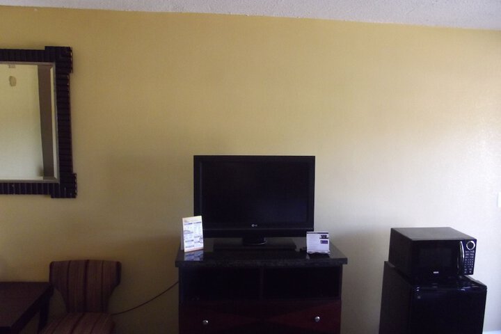 Room 13 of 78
