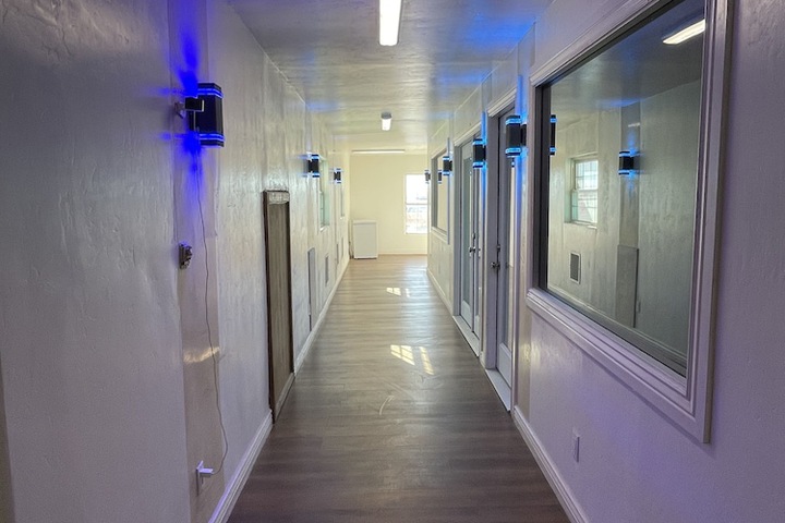 Ballroom/Hall 17 of 20