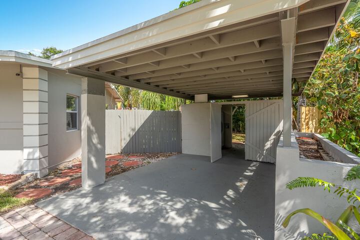 Wills Off Wilton Drive Pool Villa by Opus