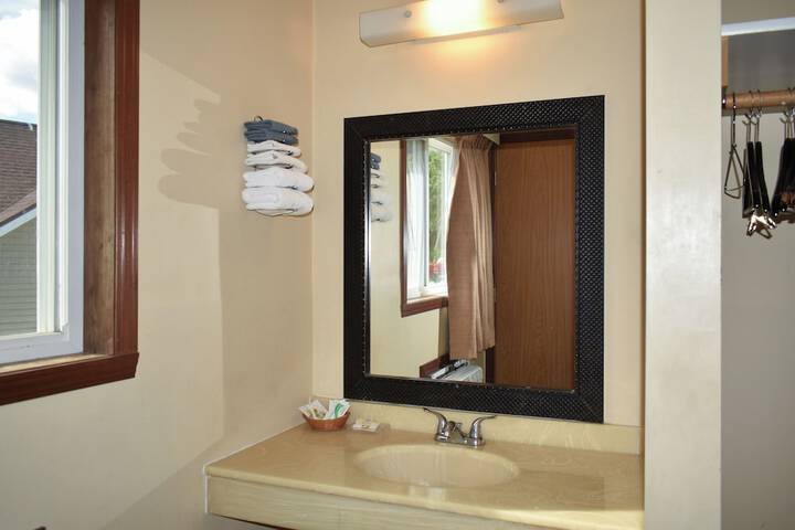 Room 14 of 15
