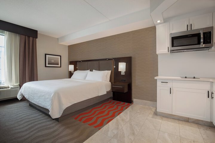 Room 21 of 43