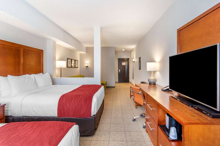 Room 19 of 33
