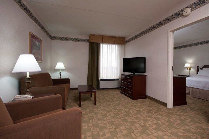 Hampton Inn Buffalo South / I-90