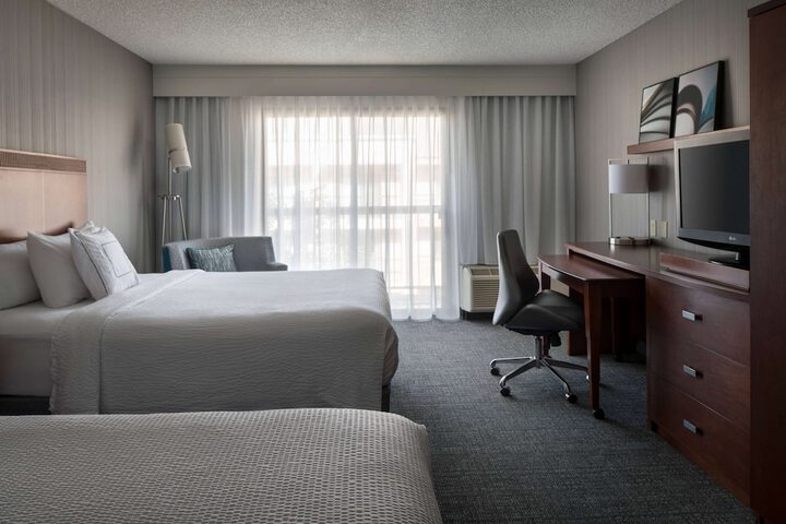 Room 21 of 39