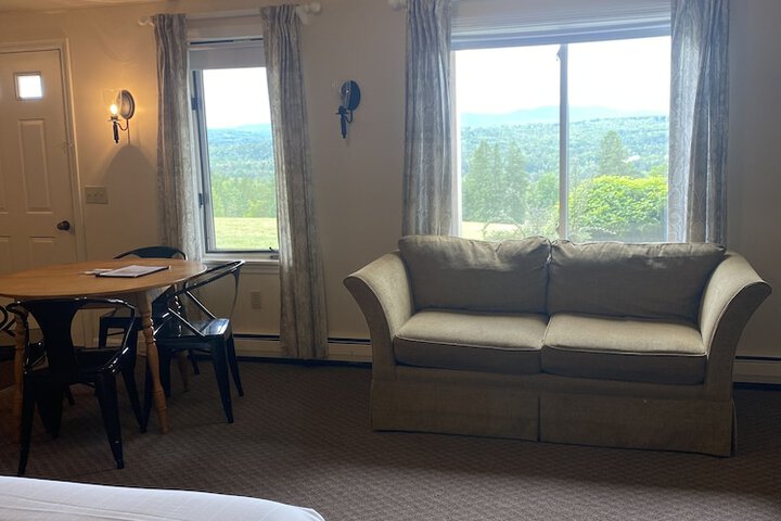 Room 184 of 294