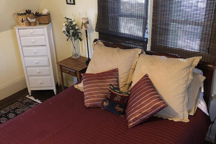 Room 28 of 50