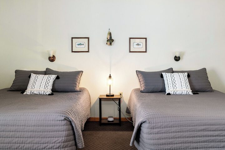 Room 34 of 154