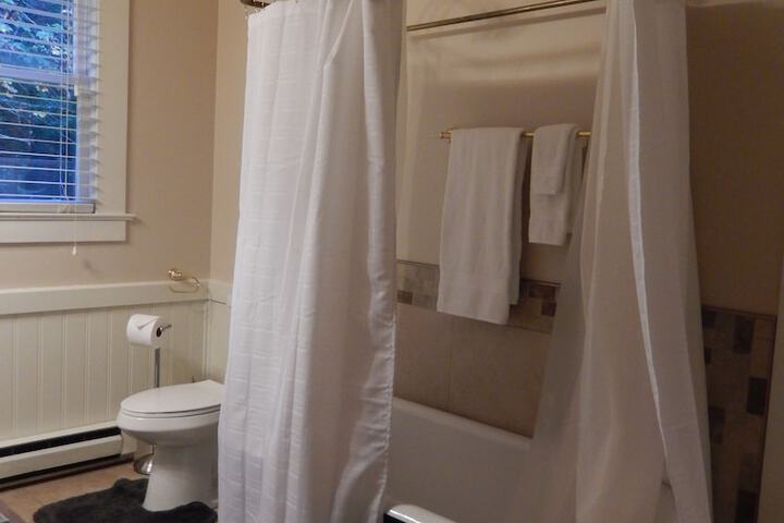 Room 77 of 114