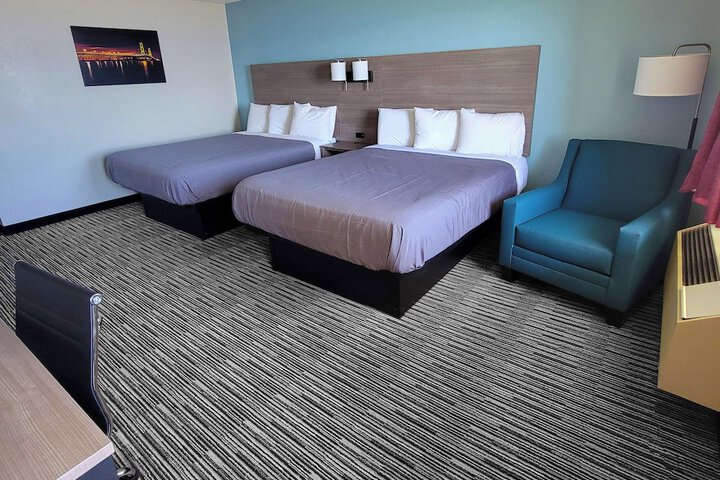 Room 21 of 36