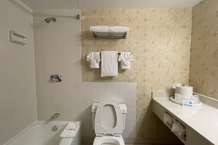Chateau Hotel and Conference Center