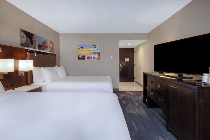 Crowne Plaza Auburn Hills by IHG