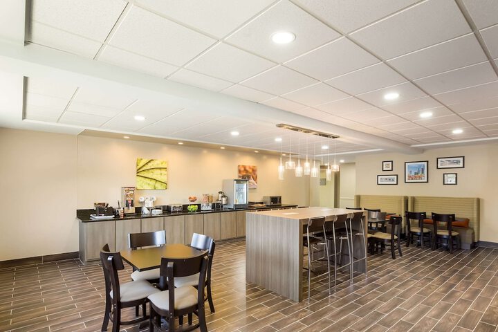 Sleep Inn & Suites North Mobile Saraland