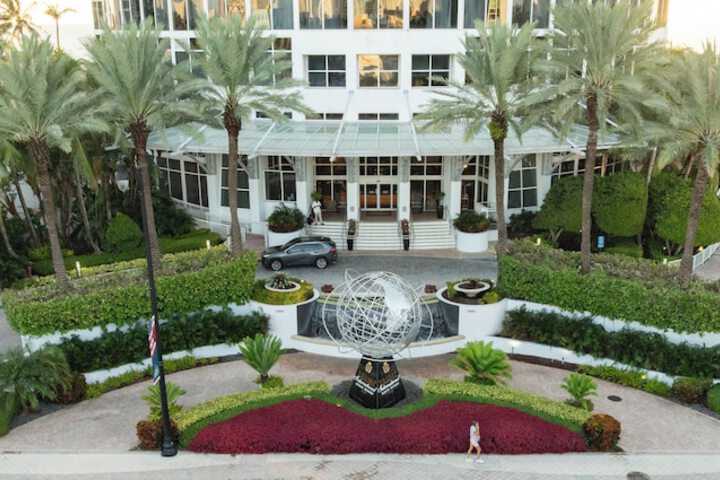 Trump International Beach Resort